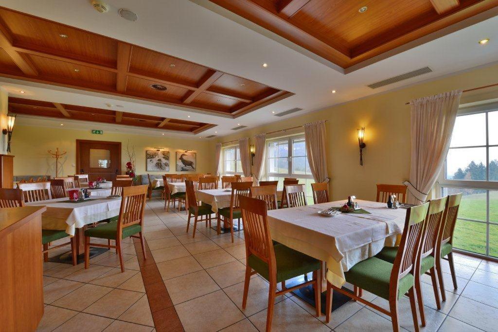 Gasthof Und Hotel Rieder Gmbh Jenbach Ngoại thất bức ảnh